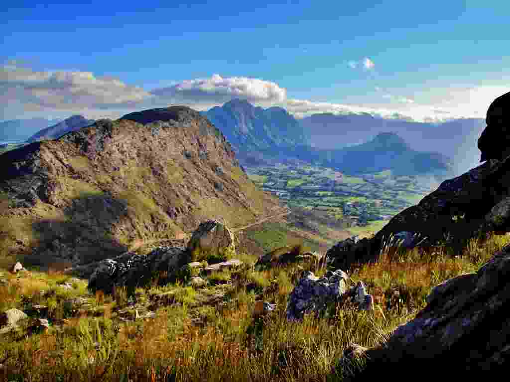 Vista Trail viewpoint across the Franschhoek Valley